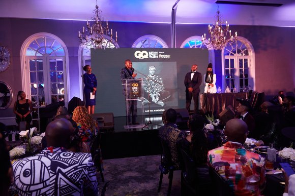 TO DOWNLOAD. CLICK ON THE IMAGE TO OPEN IT AND THEN CLICK ON IT AGAIN AND WAIT FOR IT TO LOAD IN FULLSCREEN AND SAVE. To browse images use green arrows above.
SHARE AND TAG : @gqsouthafrica
IMAGE CREDIT: @simzmkhwanazi/@bestfriends_za

#GQMOTY2021
#HennessyVSOP
#HowAboutNow