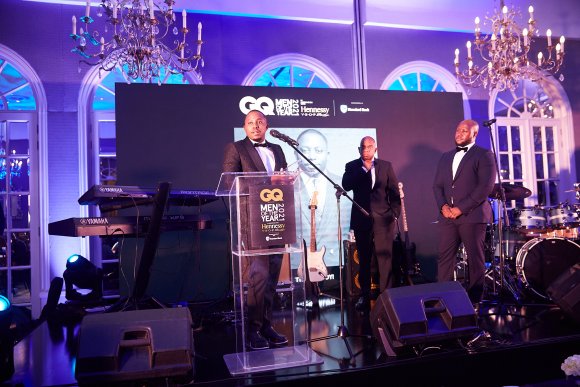TO DOWNLOAD. CLICK ON THE IMAGE TO OPEN IT AND THEN CLICK ON IT AGAIN AND WAIT FOR IT TO LOAD IN FULLSCREEN AND SAVE. To browse images use green arrows above.
SHARE AND TAG : @gqsouthafrica
IMAGE CREDIT: @simzmkhwanazi/@bestfriends_za

#GQMOTY2021
#HennessyVSOP
#HowAboutNow