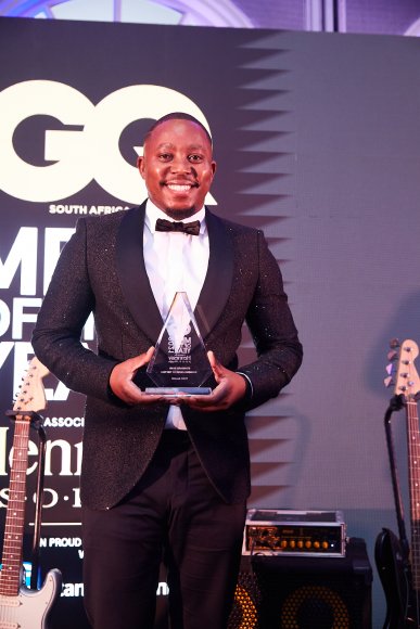 TO DOWNLOAD. CLICK ON THE IMAGE TO OPEN IT AND THEN CLICK ON IT AGAIN AND WAIT FOR IT TO LOAD IN FULLSCREEN AND SAVE. To browse images use green arrows above.
SHARE AND TAG : @gqsouthafrica
IMAGE CREDIT: @simzmkhwanazi/@bestfriends_za

#GQMOTY2021
#HennessyVSOP
#HowAboutNow