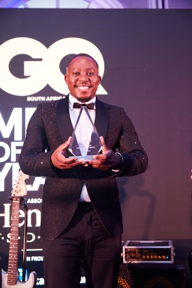 TO DOWNLOAD. CLICK ON THE IMAGE TO OPEN IT AND THEN CLICK ON IT AGAIN AND WAIT FOR IT TO LOAD IN FULLSCREEN AND SAVE. To browse images use green arrows above.
SHARE AND TAG : @gqsouthafrica
IMAGE CREDIT: @simzmkhwanazi/@bestfriends_za

#GQMOTY2021
#HennessyVSOP
#HowAboutNow