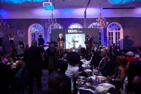 TO DOWNLOAD. CLICK ON THE IMAGE TO OPEN IT AND THEN CLICK ON IT AGAIN AND WAIT FOR IT TO LOAD IN FULLSCREEN AND SAVE. To browse images use green arrows above.
SHARE AND TAG : @gqsouthafrica
IMAGE CREDIT: @simzmkhwanazi/@bestfriends_za

#GQMOTY2021
#HennessyVSOP
#HowAboutNow
