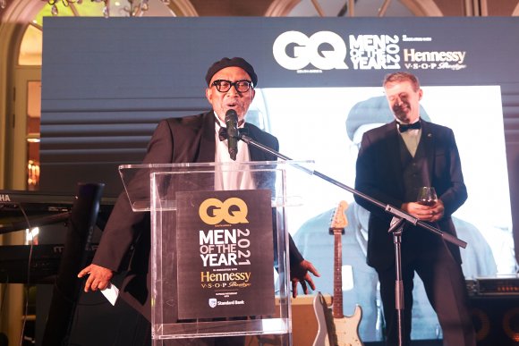 TO DOWNLOAD. CLICK ON THE IMAGE TO OPEN IT AND THEN CLICK ON IT AGAIN AND WAIT FOR IT TO LOAD IN FULLSCREEN AND SAVE. To browse images use green arrows above.
SHARE AND TAG : @gqsouthafrica
IMAGE CREDIT: @simzmkhwanazi/@bestfriends_za

#GQMOTY2021
#HennessyVSOP
#HowAboutNow