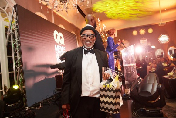 TO DOWNLOAD. CLICK ON THE IMAGE TO OPEN IT AND THEN CLICK ON IT AGAIN AND WAIT FOR IT TO LOAD IN FULLSCREEN AND SAVE. To browse images use green arrows above.
SHARE AND TAG : @gqsouthafrica
IMAGE CREDIT: @simzmkhwanazi/@bestfriends_za

#GQMOTY2021
#HennessyVSOP
#HowAboutNow