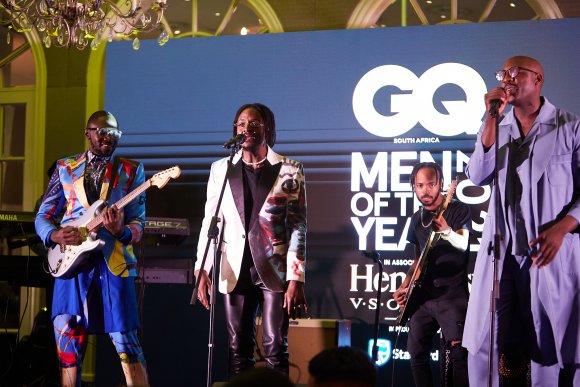 TO DOWNLOAD. CLICK ON THE IMAGE TO OPEN IT AND THEN CLICK ON IT AGAIN AND WAIT FOR IT TO LOAD IN FULLSCREEN AND SAVE. To browse images use green arrows above.
SHARE AND TAG : @gqsouthafrica
IMAGE CREDIT: @simzmkhwanazi/@bestfriends_za

#GQMOTY2021
#HennessyVSOP
#HowAboutNow