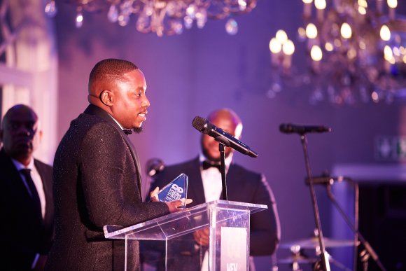 TO DOWNLOAD. CLICK ON THE IMAGE TO OPEN IT AND THEN CLICK ON IT AGAIN AND WAIT FOR IT TO LOAD IN FULLSCREEN AND SAVE. To browse images use green arrows above.
SHARE AND TAG : @gqsouthafrica
IMAGE CREDIT: @simzmkhwanazi/@bestfriends_za

#GQMOTY2021
#HennessyVSOP
#HowAboutNow