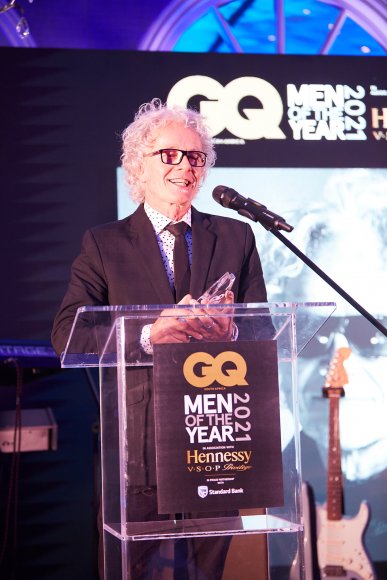 TO DOWNLOAD. CLICK ON THE IMAGE TO OPEN IT AND THEN CLICK ON IT AGAIN AND WAIT FOR IT TO LOAD IN FULLSCREEN AND SAVE. To browse images use green arrows above.
SHARE AND TAG : @gqsouthafrica
IMAGE CREDIT: @simzmkhwanazi/@bestfriends_za

#GQMOTY2021
#HennessyVSOP
#HowAboutNow