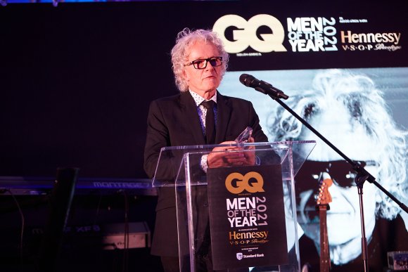 TO DOWNLOAD. CLICK ON THE IMAGE TO OPEN IT AND THEN CLICK ON IT AGAIN AND WAIT FOR IT TO LOAD IN FULLSCREEN AND SAVE. To browse images use green arrows above.
SHARE AND TAG : @gqsouthafrica
IMAGE CREDIT: @simzmkhwanazi/@bestfriends_za

#GQMOTY2021
#HennessyVSOP
#HowAboutNow