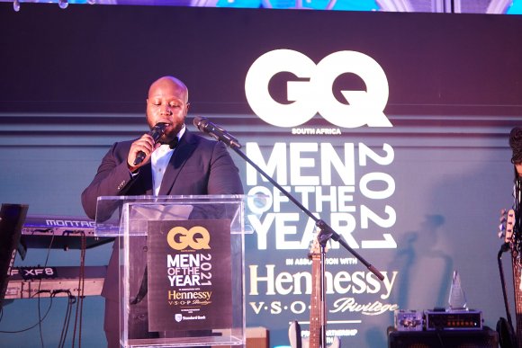 TO DOWNLOAD. CLICK ON THE IMAGE TO OPEN IT AND THEN CLICK ON IT AGAIN AND WAIT FOR IT TO LOAD IN FULLSCREEN AND SAVE. To browse images use green arrows above.
SHARE AND TAG : @gqsouthafrica
IMAGE CREDIT: @simzmkhwanazi/@bestfriends_za

#GQMOTY2021
#HennessyVSOP
#HowAboutNow