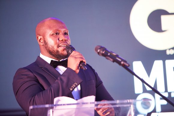 TO DOWNLOAD. CLICK ON THE IMAGE TO OPEN IT AND THEN CLICK ON IT AGAIN AND WAIT FOR IT TO LOAD IN FULLSCREEN AND SAVE. To browse images use green arrows above.
SHARE AND TAG : @gqsouthafrica
IMAGE CREDIT: @simzmkhwanazi/@bestfriends_za

#GQMOTY2021
#HennessyVSOP
#HowAboutNow
