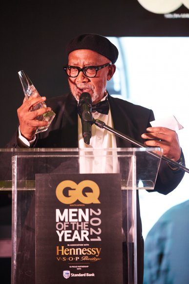 TO DOWNLOAD. CLICK ON THE IMAGE TO OPEN IT AND THEN CLICK ON IT AGAIN AND WAIT FOR IT TO LOAD IN FULLSCREEN AND SAVE. To browse images use green arrows above.
SHARE AND TAG : @gqsouthafrica
IMAGE CREDIT: @simzmkhwanazi/@bestfriends_za

#GQMOTY2021
#HennessyVSOP
#HowAboutNow