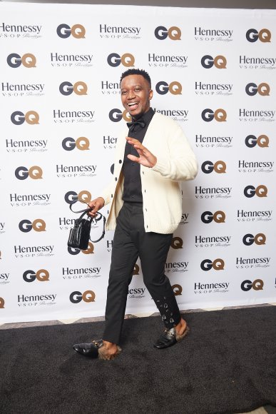 TO DOWNLOAD. CLICK ON THE IMAGE TO OPEN IT AND THEN CLICK ON IT AGAIN AND WAIT FOR IT TO LOAD IN FULLSCREEN AND SAVE. To browse images use green arrows above.
SHARE AND TAG : @gqsouthafrica
IMAGE CREDIT: @simzmkhwanazi/@bestfriends_za

#GQMOTY2021
#HennessyVSOP
#HowAboutNow