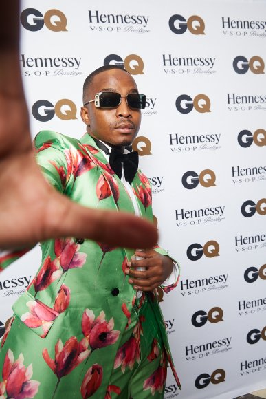 TO DOWNLOAD. CLICK ON THE IMAGE TO OPEN IT AND THEN CLICK ON IT AGAIN AND WAIT FOR IT TO LOAD IN FULLSCREEN AND SAVE. To browse images use green arrows above.
SHARE AND TAG : @gqsouthafrica
IMAGE CREDIT: @simzmkhwanazi/@bestfriends_za

#GQMOTY2021
#HennessyVSOP
#HowAboutNow