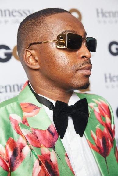 TO DOWNLOAD. CLICK ON THE IMAGE TO OPEN IT AND THEN CLICK ON IT AGAIN AND WAIT FOR IT TO LOAD IN FULLSCREEN AND SAVE. To browse images use green arrows above.
SHARE AND TAG : @gqsouthafrica
IMAGE CREDIT: @simzmkhwanazi/@bestfriends_za

#GQMOTY2021
#HennessyVSOP
#HowAboutNow
