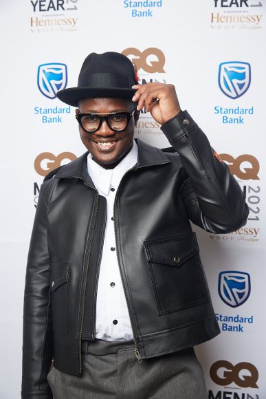 TO DOWNLOAD. CLICK ON THE IMAGE TO OPEN IT AND THEN CLICK ON IT AGAIN AND WAIT FOR IT TO LOAD IN FULLSCREEN AND SAVE. To browse images use green arrows above.
SHARE AND TAG : @gqsouthafrica
IMAGE CREDIT: @simzmkhwanazi/@bestfriends_za

#GQMOTY2021
#HennessyVSOP
#HowAboutNow