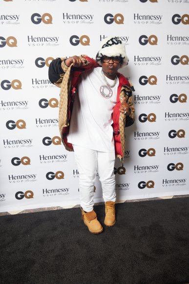 TO DOWNLOAD. CLICK ON THE IMAGE TO OPEN IT AND THEN CLICK ON IT AGAIN AND WAIT FOR IT TO LOAD IN FULLSCREEN AND SAVE. To browse images use green arrows above.
SHARE AND TAG : @gqsouthafrica
IMAGE CREDIT: @simzmkhwanazi/@bestfriends_za

#GQMOTY2021
#HennessyVSOP
#HowAboutNow