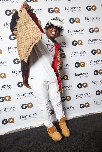 TO DOWNLOAD. CLICK ON THE IMAGE TO OPEN IT AND THEN CLICK ON IT AGAIN AND WAIT FOR IT TO LOAD IN FULLSCREEN AND SAVE. To browse images use green arrows above.
SHARE AND TAG : @gqsouthafrica
IMAGE CREDIT: @simzmkhwanazi/@bestfriends_za

#GQMOTY2021
#HennessyVSOP
#HowAboutNow