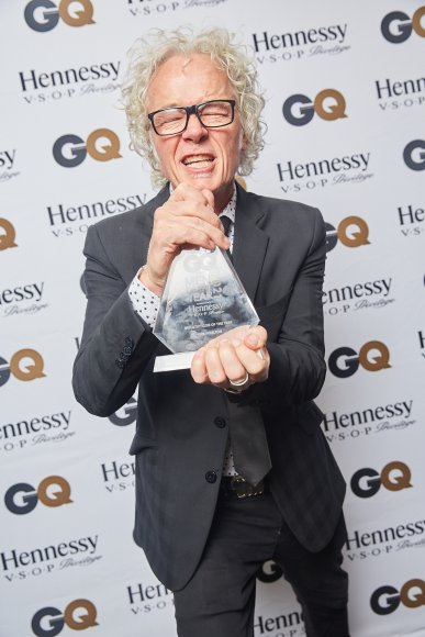 TO DOWNLOAD. CLICK ON THE IMAGE TO OPEN IT AND THEN CLICK ON IT AGAIN AND WAIT FOR IT TO LOAD IN FULLSCREEN AND SAVE. To browse images use green arrows above.
SHARE AND TAG : @gqsouthafrica
IMAGE CREDIT: @simzmkhwanazi/@bestfriends_za

#GQMOTY2021
#HennessyVSOP
#HowAboutNow
