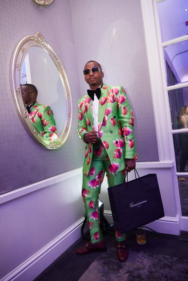 TO DOWNLOAD. CLICK ON THE IMAGE TO OPEN IT AND THEN CLICK ON IT AGAIN AND WAIT FOR IT TO LOAD IN FULLSCREEN AND SAVE. To browse images use green arrows above.
SHARE AND TAG : @gqsouthafrica
IMAGE CREDIT: @simzmkhwanazi/@bestfriends_za

#GQMOTY2021
#HennessyVSOP
#HowAboutNow