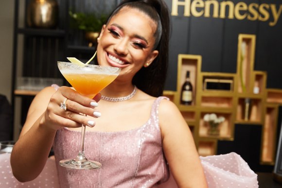 TO DOWNLOAD. CLICK ON THE IMAGE TO OPEN IT AND THEN CLICK ON IT AGAIN AND WAIT FOR IT TO LOAD IN FULLSCREEN AND SAVE. To browse images use green arrows above.
SHARE AND TAG : @gqsouthafrica
IMAGE CREDIT: @simzmkhwanazi/@bestfriends_za

#GQMOTY2021
#HennessyVSOP
#HowAboutNow