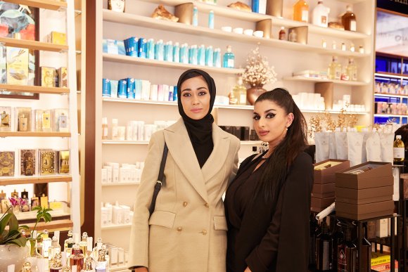 2022-05-24-Skins Cosmetics_SHOT02-0783